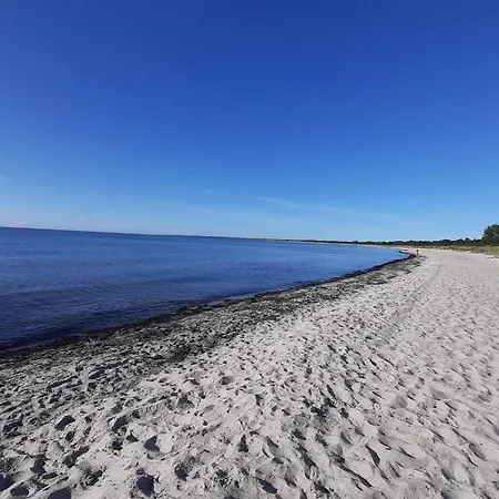 Semesterbostad Seaside Retreat-by Traum Bøtø By